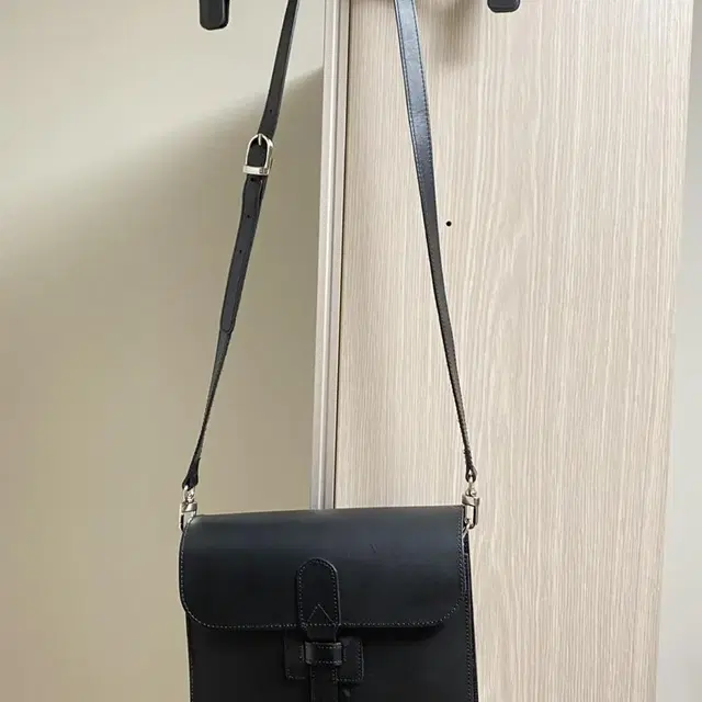 슬로우앤드 solid square bag 렌토백 (Lento)