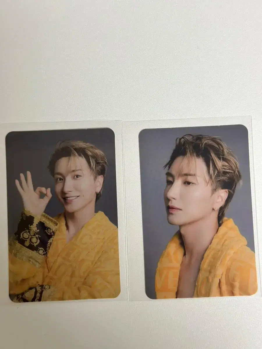 Super Juniors leeteuk Season's Greetings Shems pre-order benefit photocard Wts.