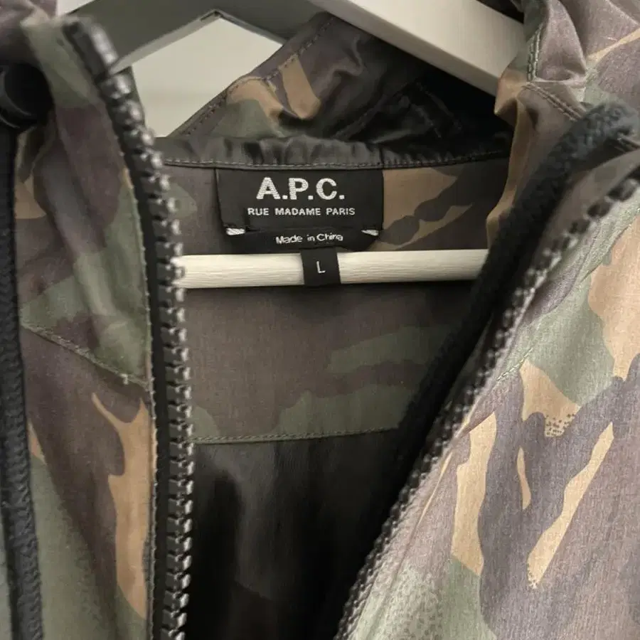 아페쎄 A.P.C 바람막이