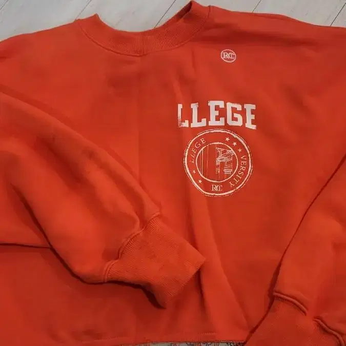 렉토 맨투맨 LLEGE SERIES CROP SWEAT (ORANGE)