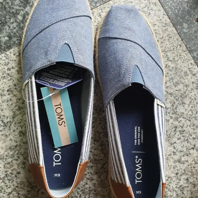 탐스 TOMS 알파게이타 로프 사이즈9 오소라이트 정가79000원 신품