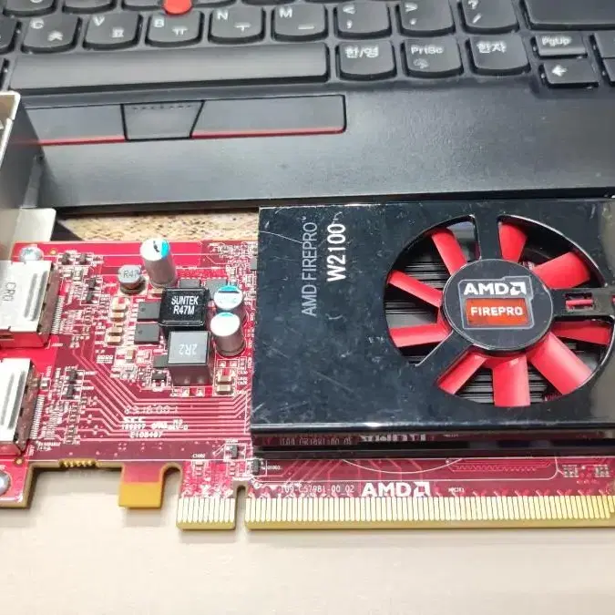 AMD FIREPRO W2100 그래픽카드 판매합니다