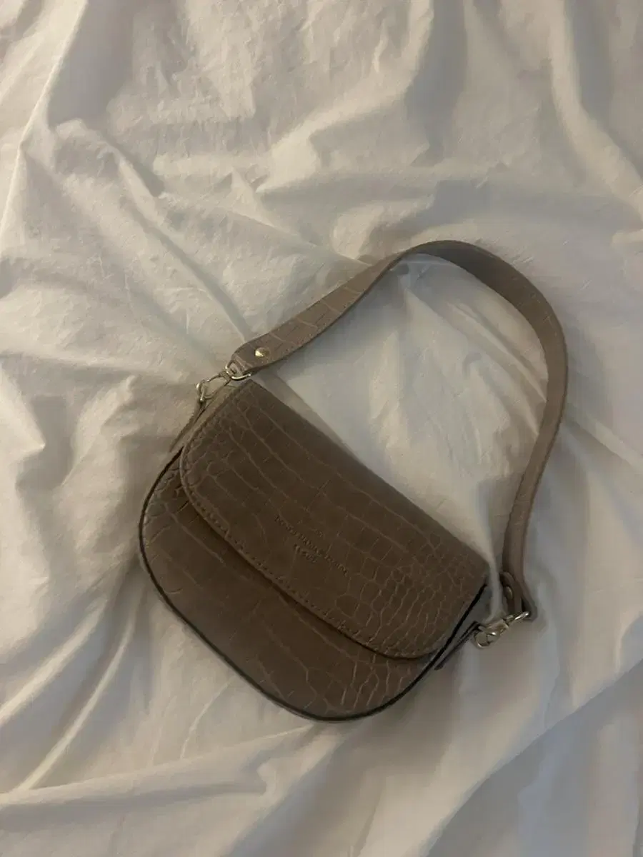 Donkey shoulder bag