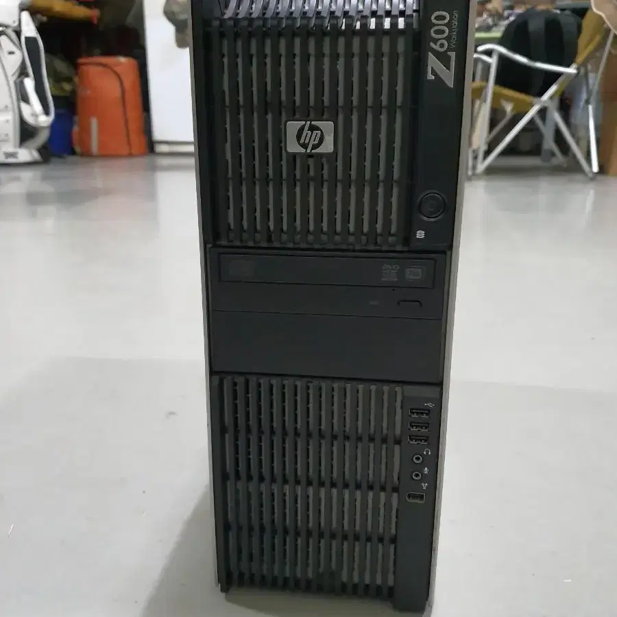 HP Workstion  Z600  Dual  CPU