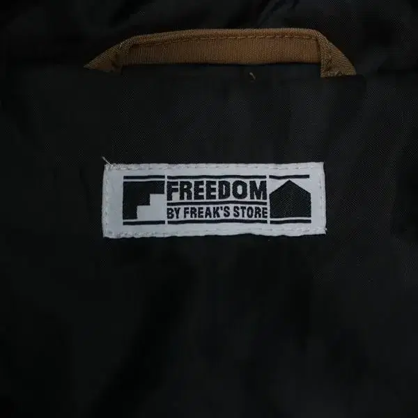 FREEDOM BY FREAK'S STORE 패딩