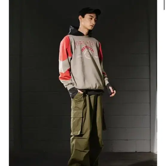 (새상품) 무신사 깡 스타일리스트 CARGO PANTS / OLIVE