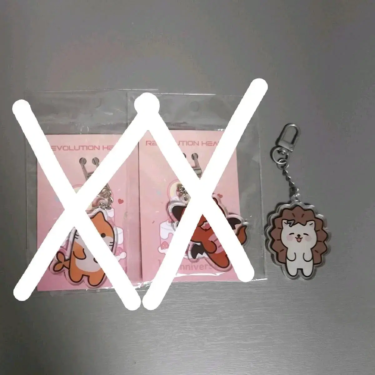 Leha Revolution Heart acrylic Keyring