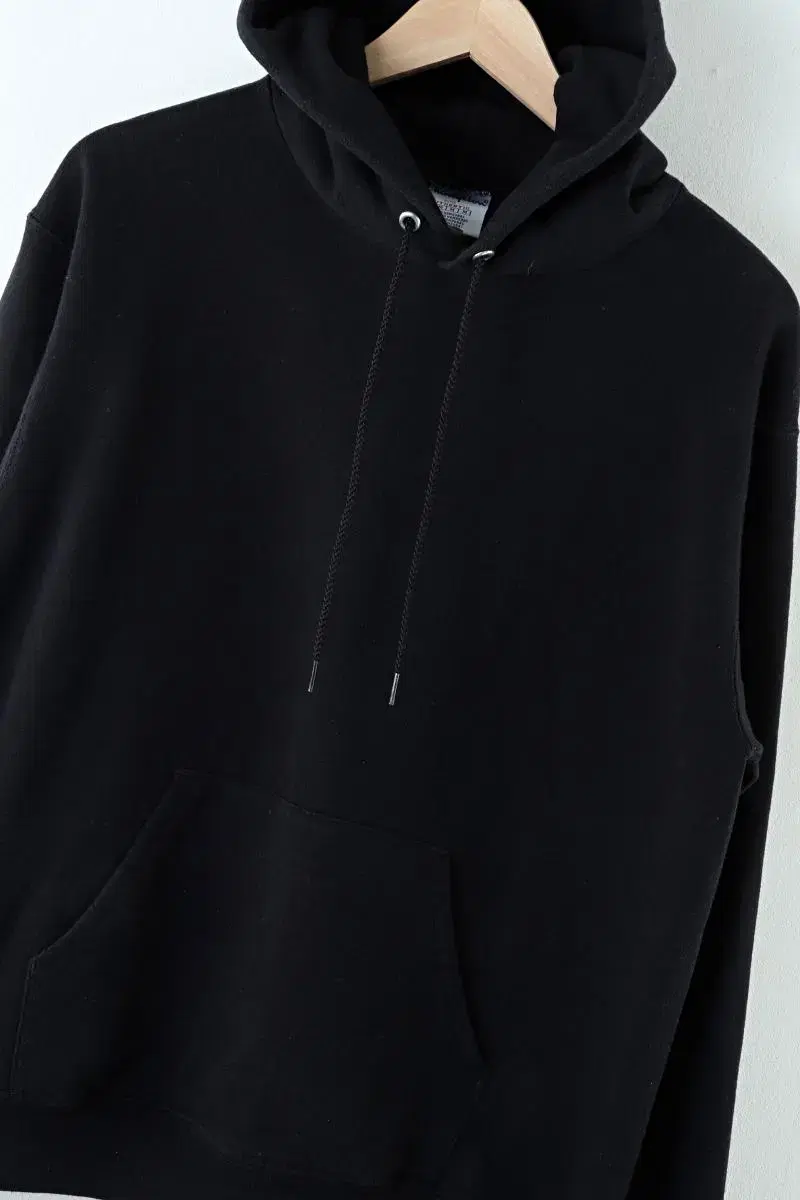 (M) Champion Hoodie Plain Solid Black Iovintage