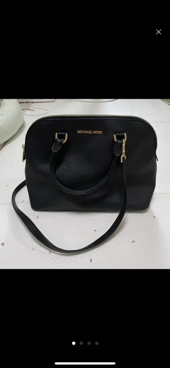 Sell Michael Kors bags