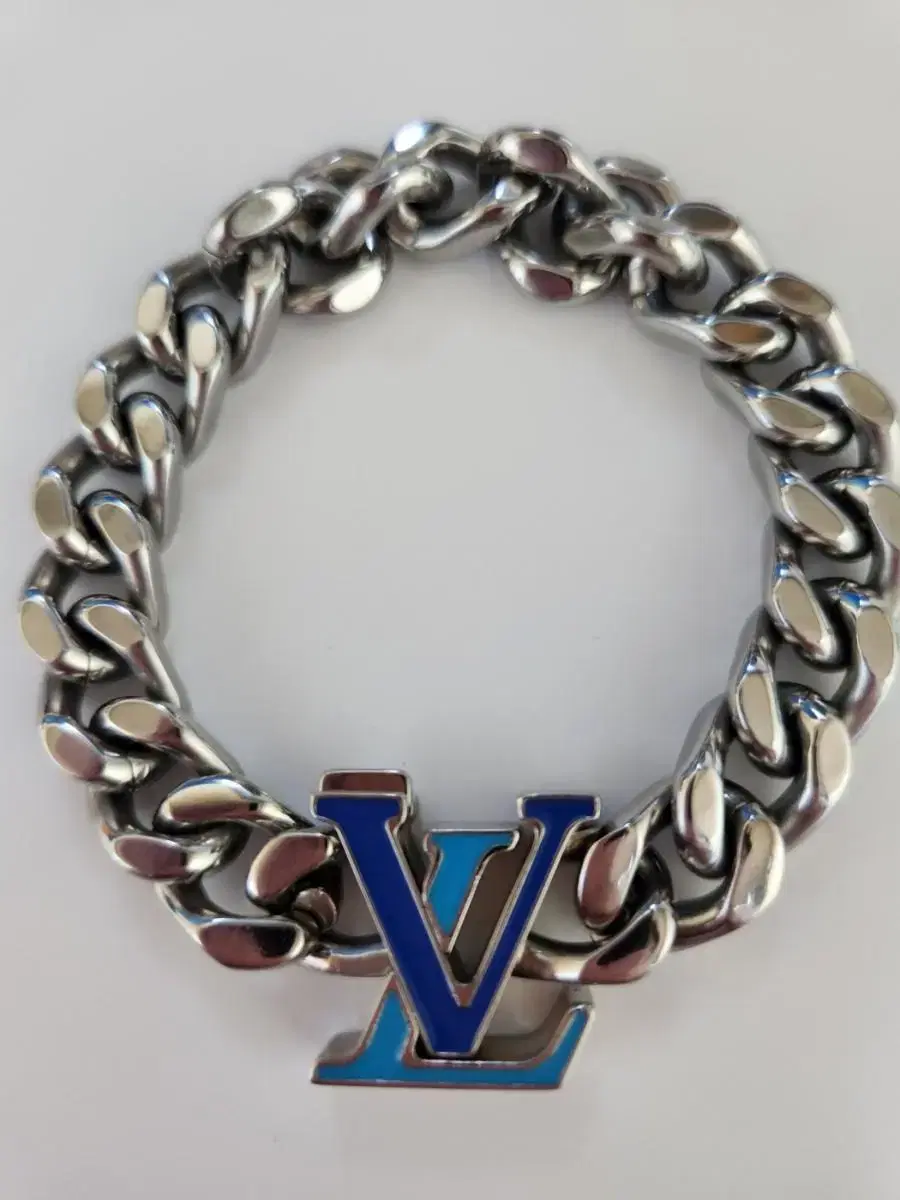 Louis Vuitton M0919M LV Chain Bracelet, Silver, M