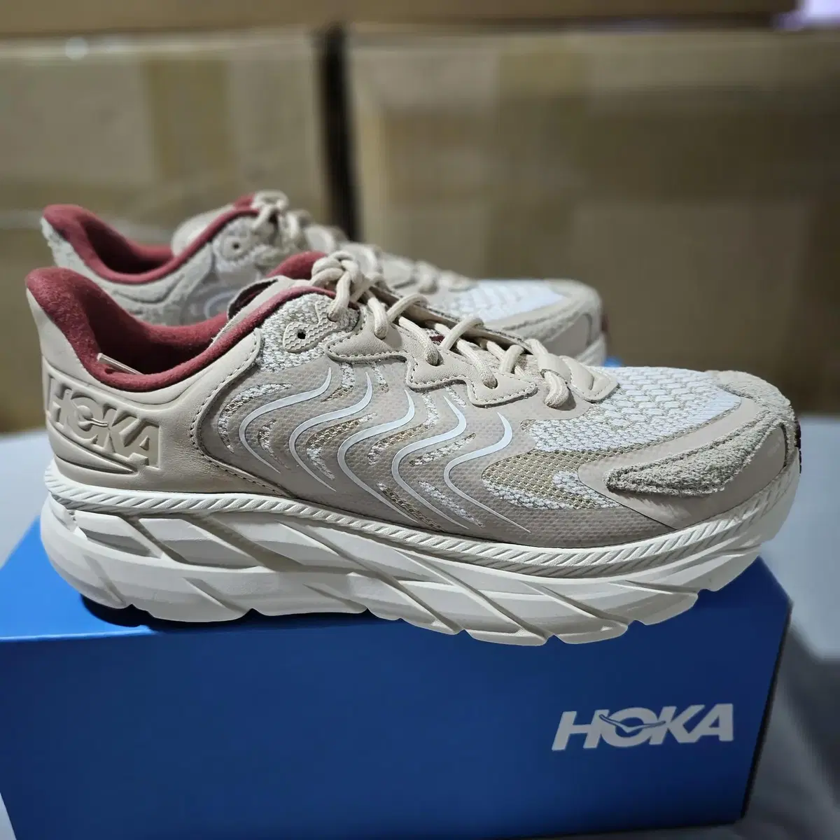 (265) HOKA CLIFTON LS SHIFTING SAND-RUST