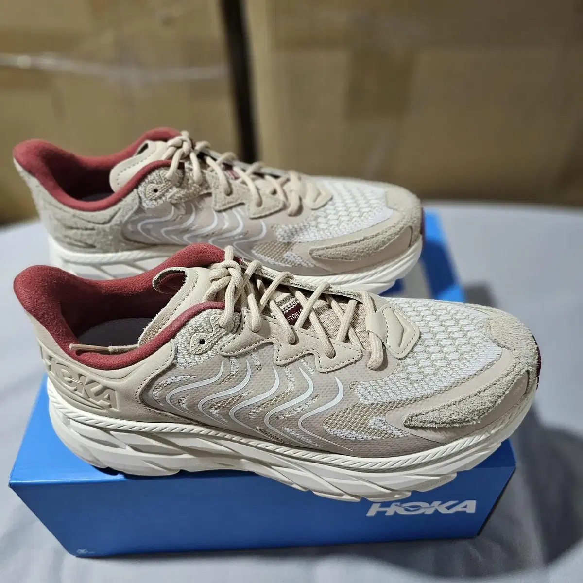 (265) HOKA CLIFTON LS SHIFTING SAND-RUST