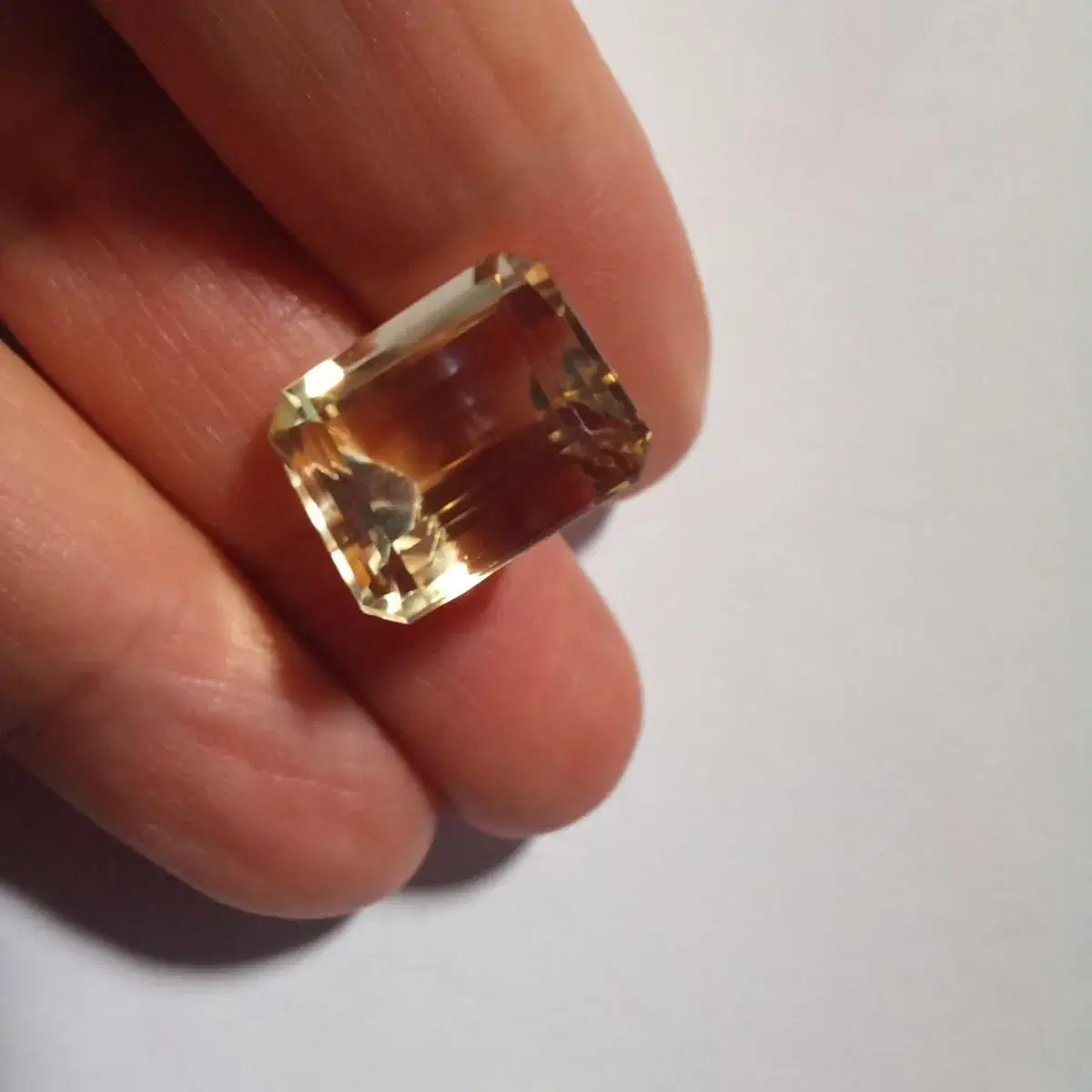 천연사각 레몬쿼츠 15.5ct