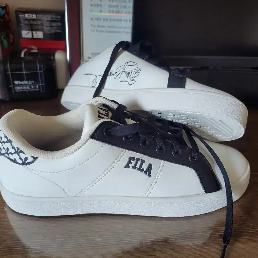 FILA 꽃 한송이 커스텀