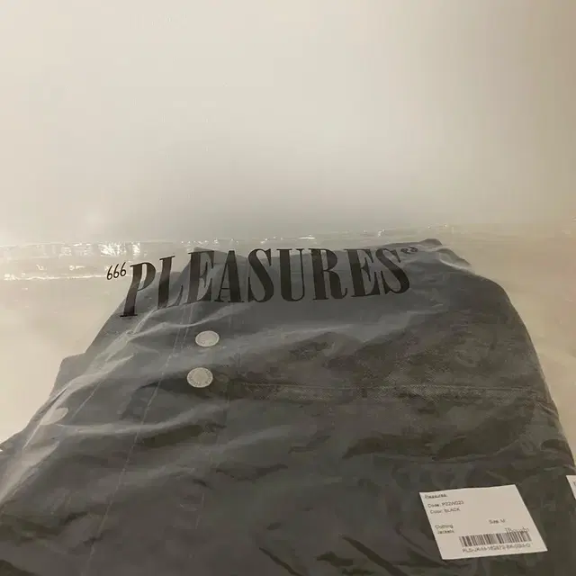 플레져스 PLEASURES 엔코어 트러커재킷 블랙 데님자켓 청자켓 M