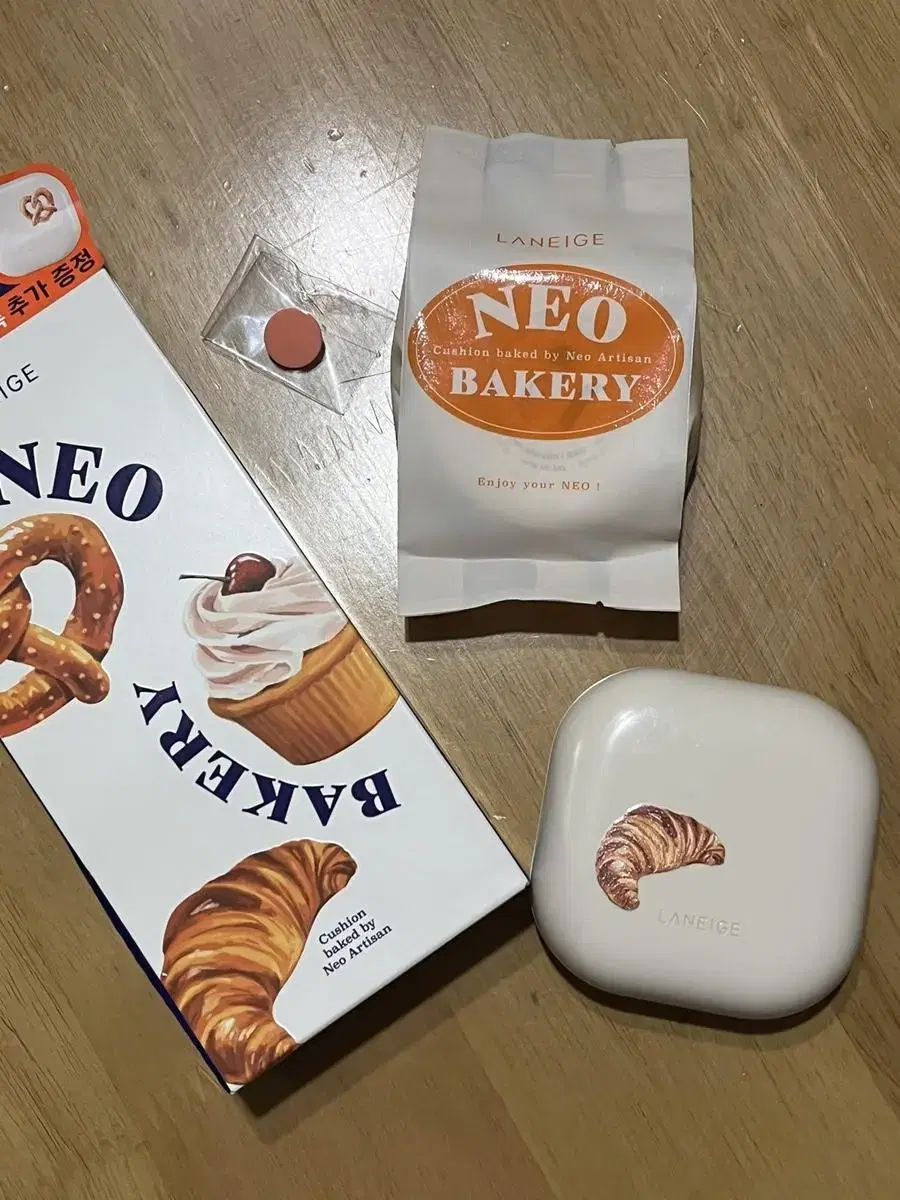 21C1 Cool Beige Laneige Neo Cushion Bakery Edition Refillable Croissant Unsealed