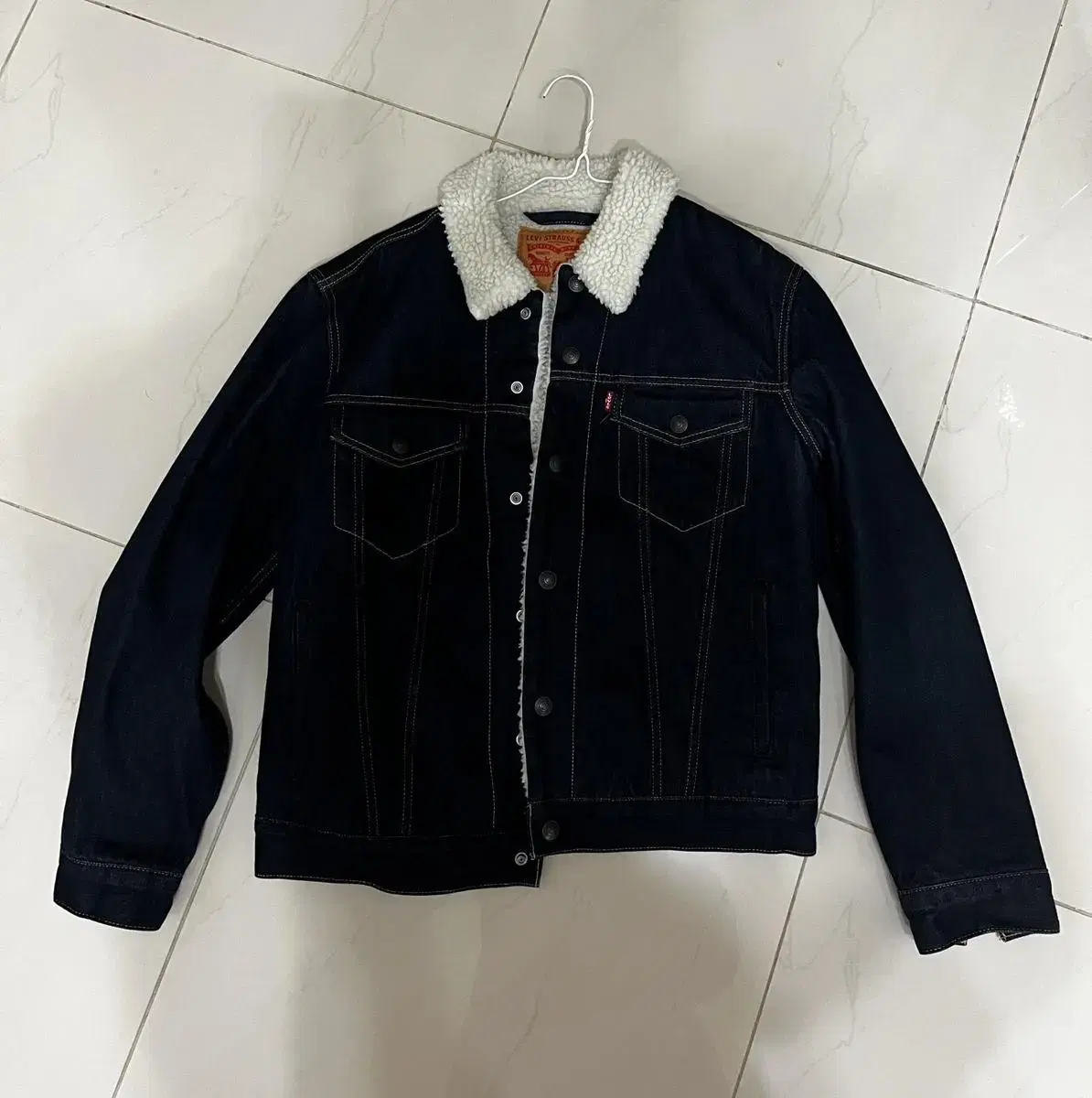 Levi's Sherpa Jin Cheng S