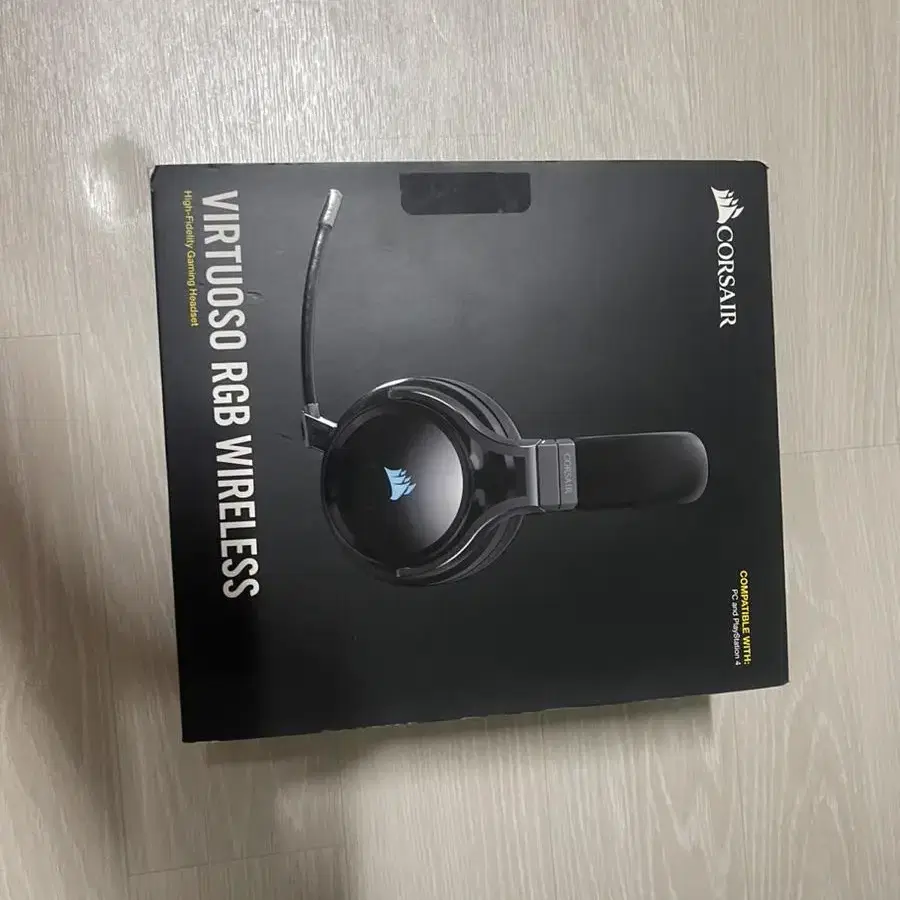 커세어 헤드셋(VIRTUOSO RGB WIRELESS) 판매