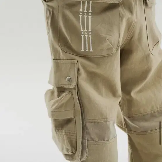 이그노타 CORE:6 PANEL CARGO PANTS