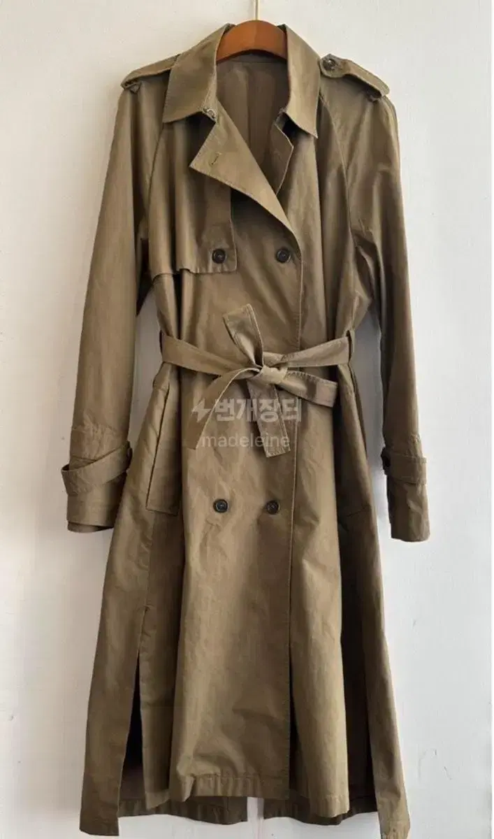 System trench coat