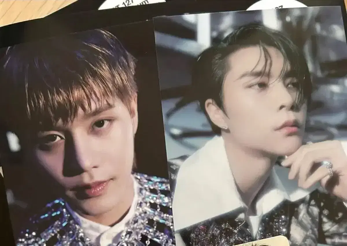 Haechan Exhibit.markPostcard)NCT NCT127 Fact Check Chandelier postcard Photocard