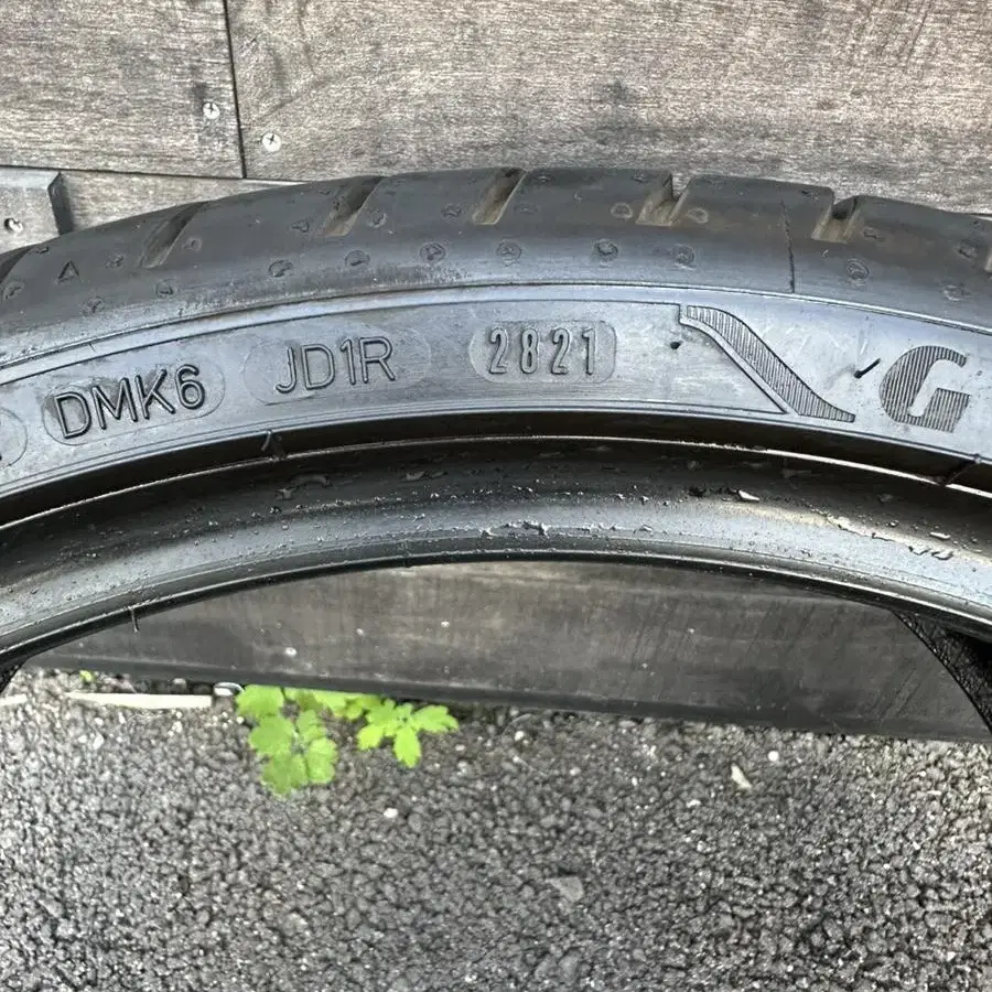 굿이어 F1 이글 런플랫 타이어 275/30R20 (E350 amg li