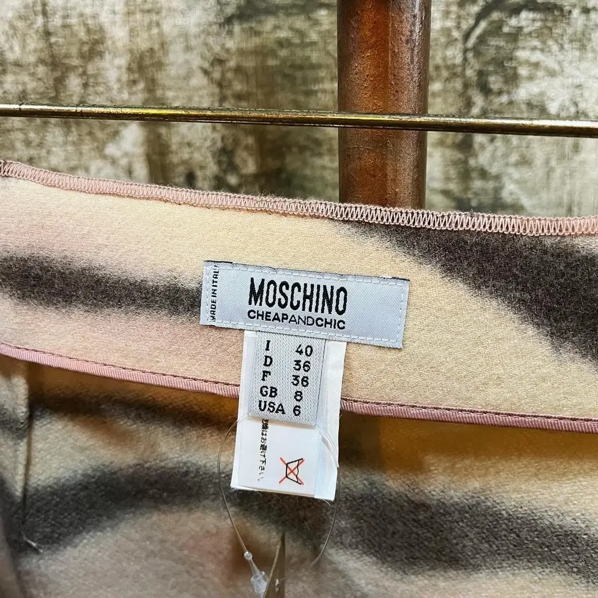 빈티지 모스키노 moschino 울 랩스커트