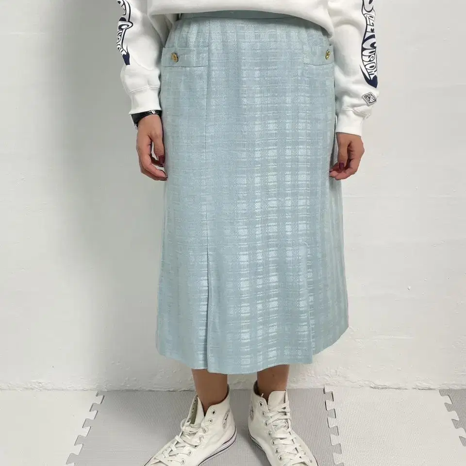 vintage sky blue long skirt