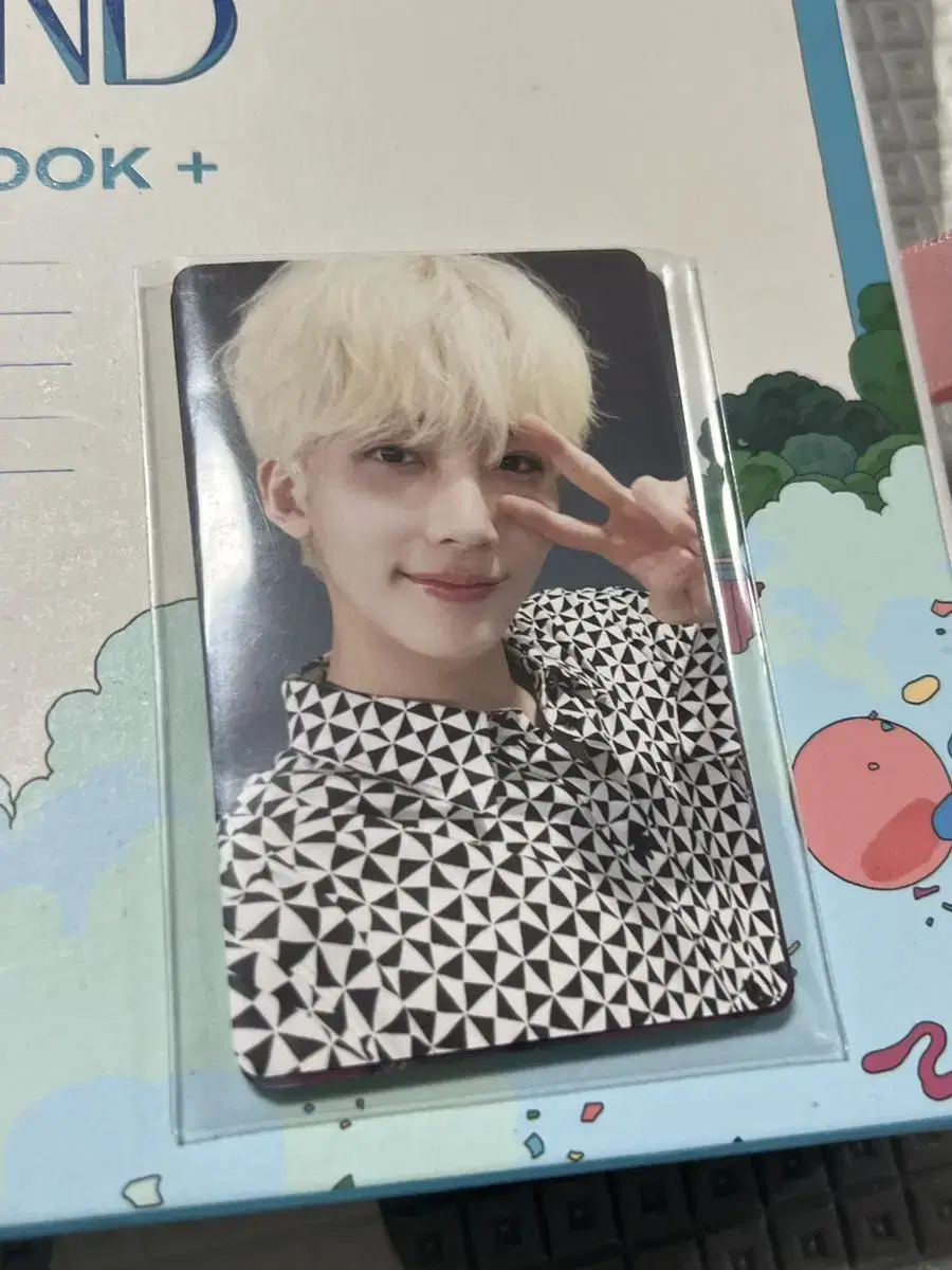 SEVENTEEN 2021 Caratland jeonghan photocard