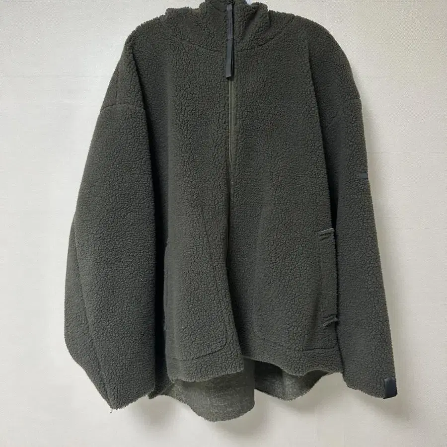 n hoolywood fleece jacket