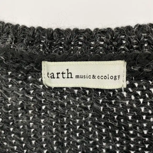 빈티지 EARTH MUSIC ECOLOGY 포켓 디자인 알파카 니트