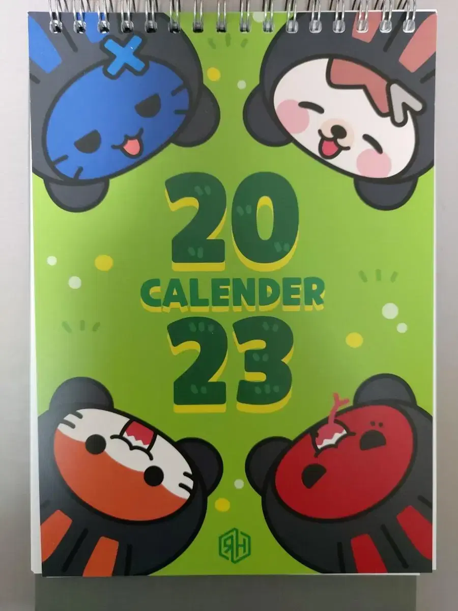 Revolutionary Hearts 2023 desk calendar for sale (+stickers)