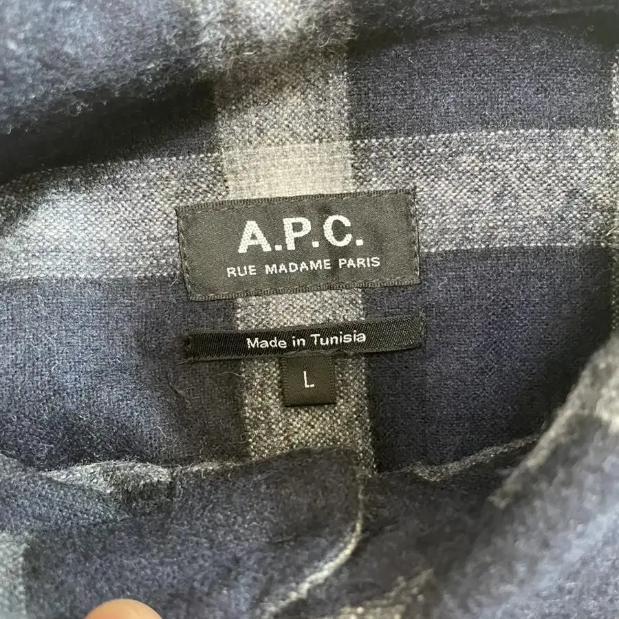 a.p.c 네이비 플란넬 체크 셔츠 L사이즈