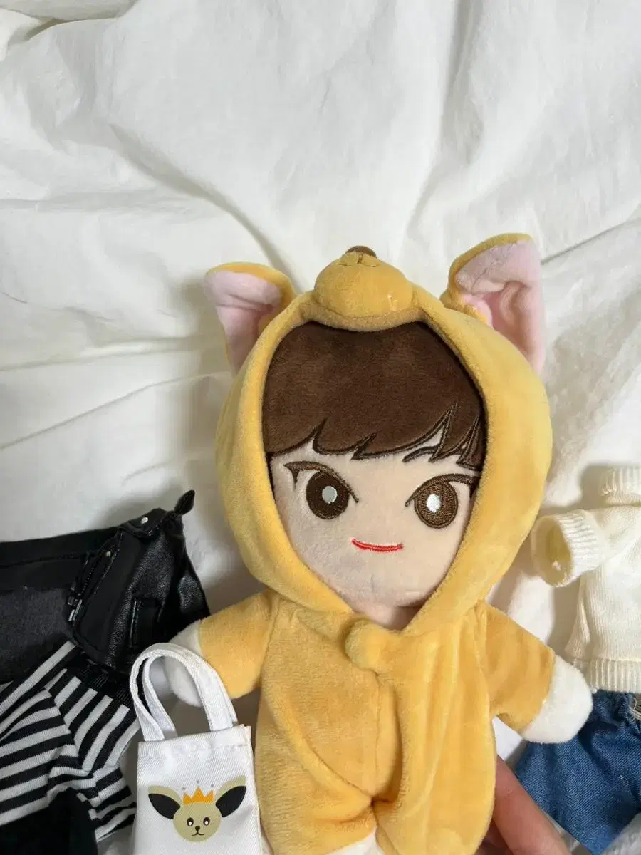 hwang minhyun doll +clothes bulk 미녀니