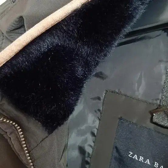 ZARA 베이직 다운점퍼 상태최상