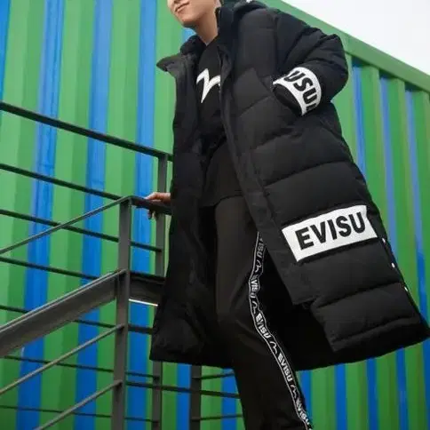 EVISU 롱패딩 새제품