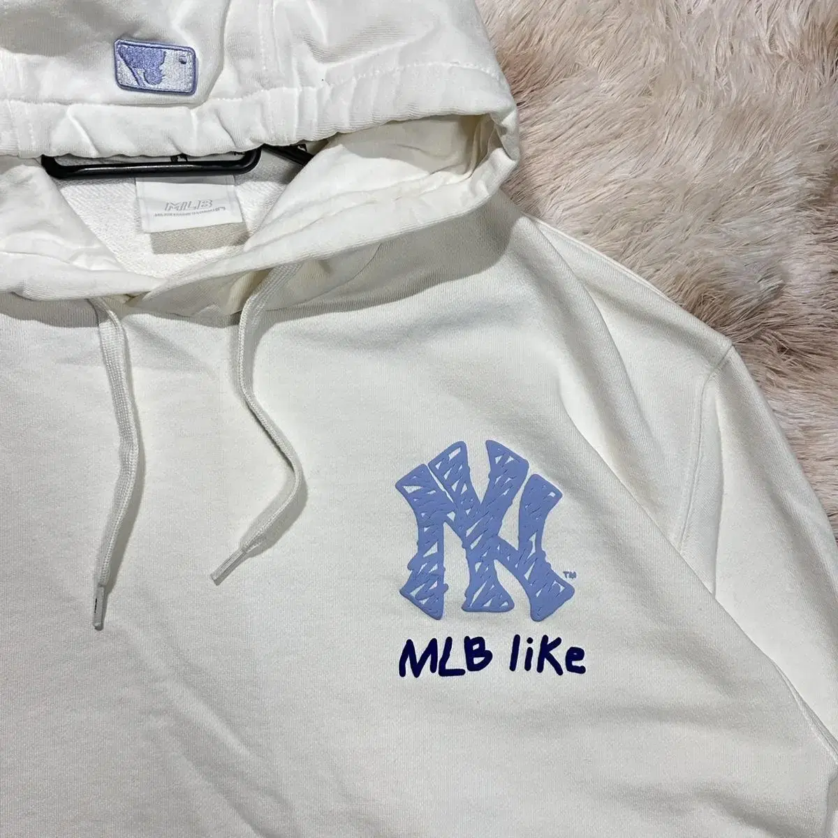 (XL) M.L.B. New York Yankees Doodle White Hoodie