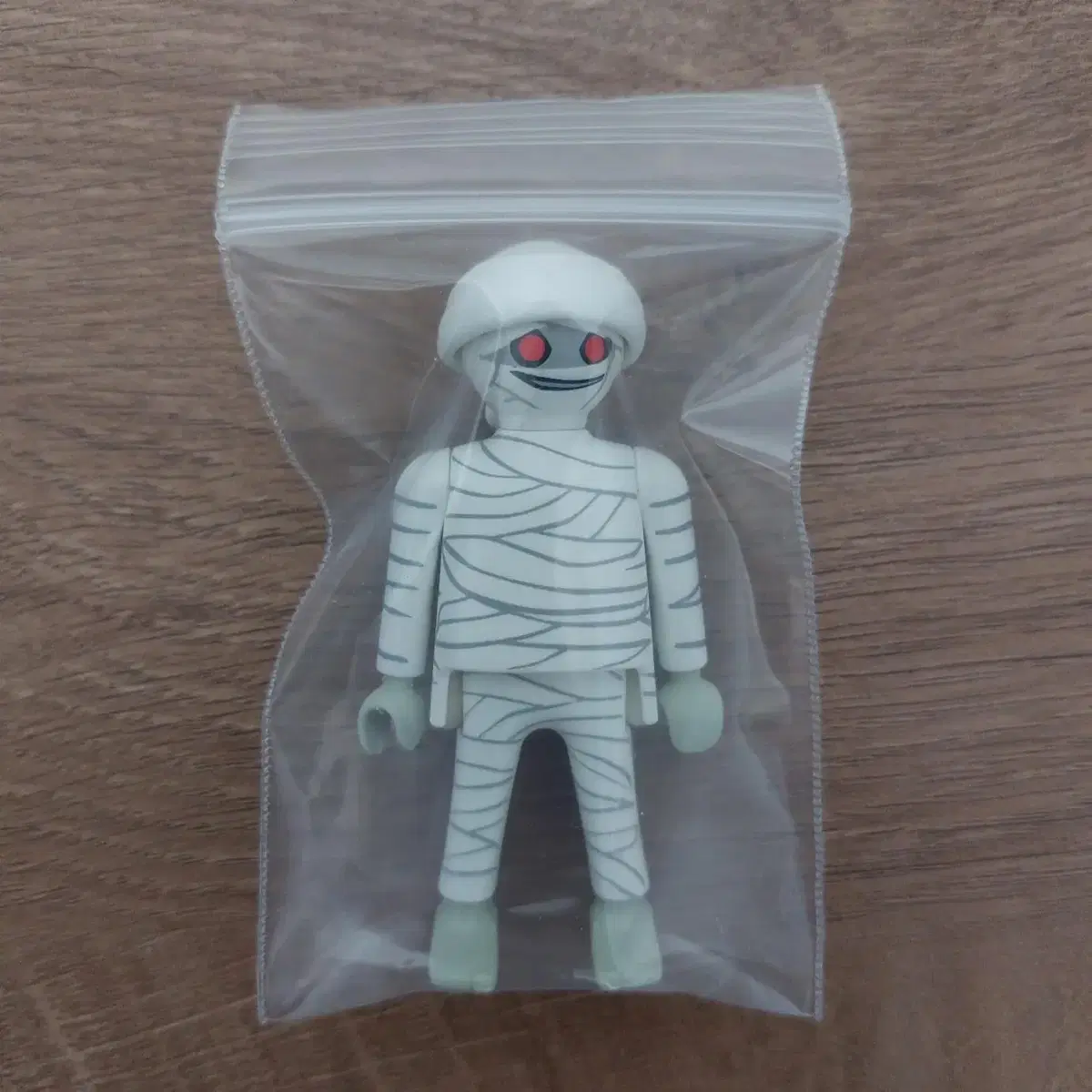 Playmobil mummy (good condition)