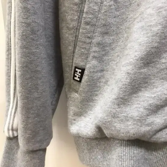 HELLY HANSEN 트레이닝 저지