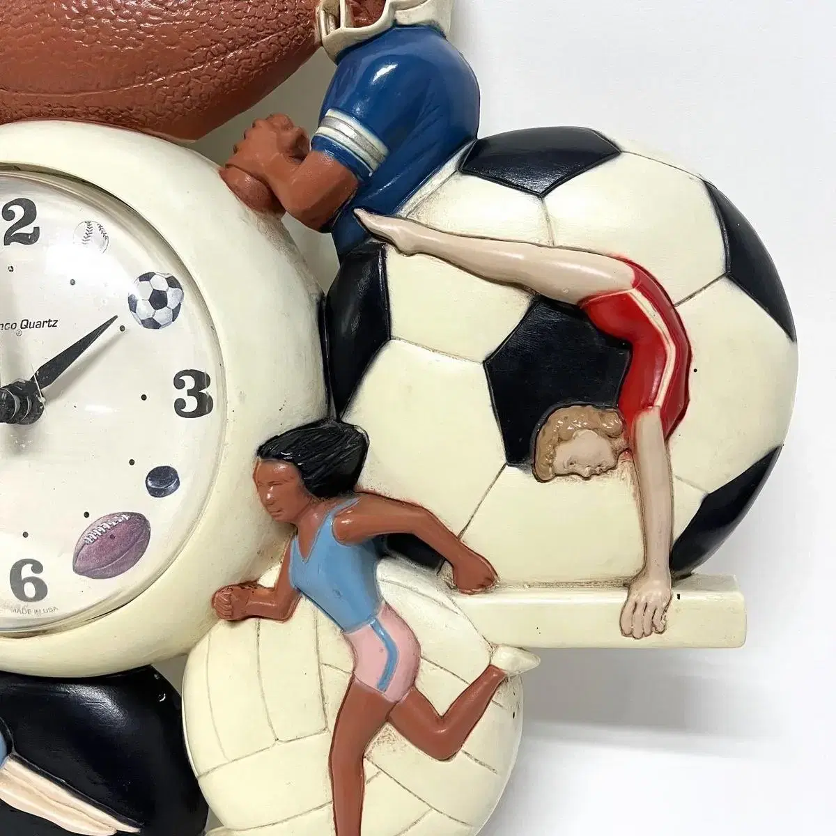 1990s Burwood homco Sports Hanging clock