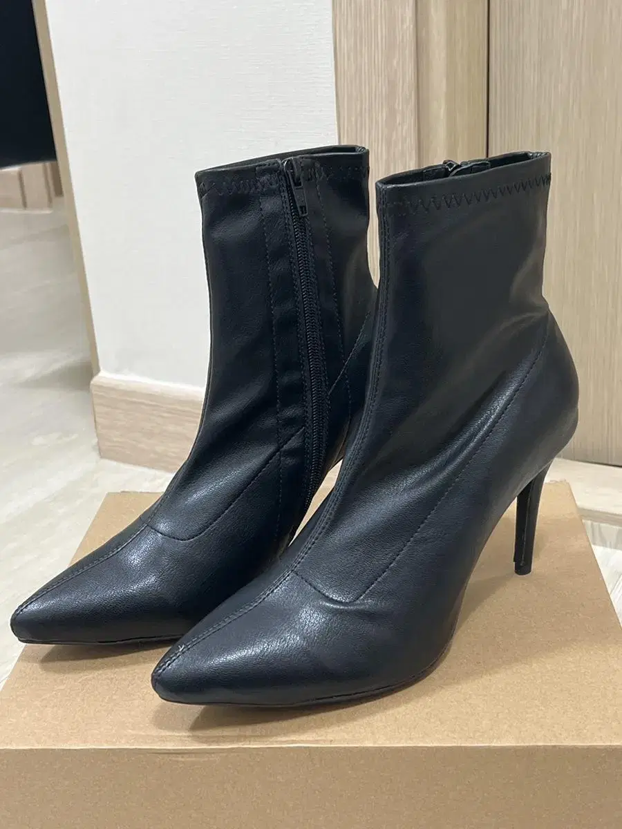 Women's ankle boots 250mm (10cm)