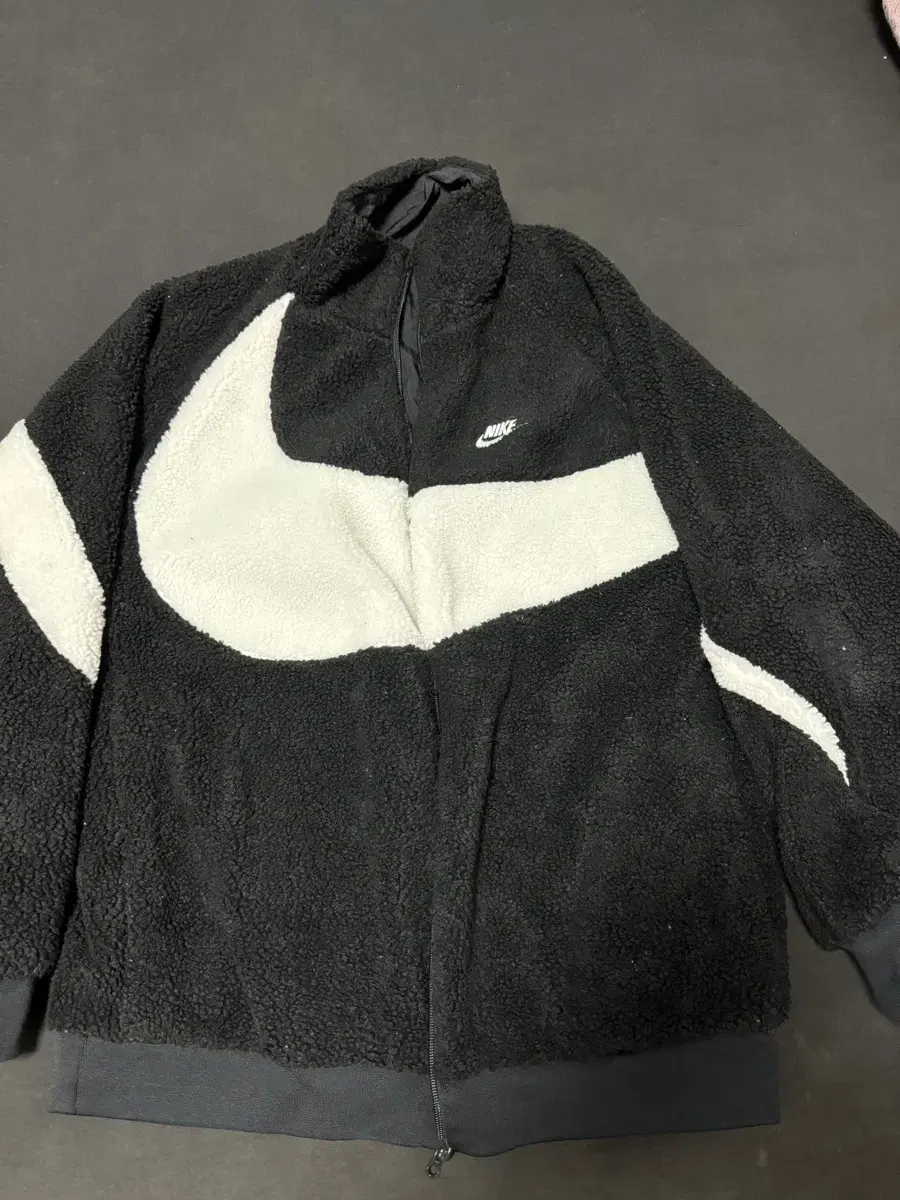 Authentic 2xWear Nike Big Swoosh Fleece Jacket Reversible XXL Jordan