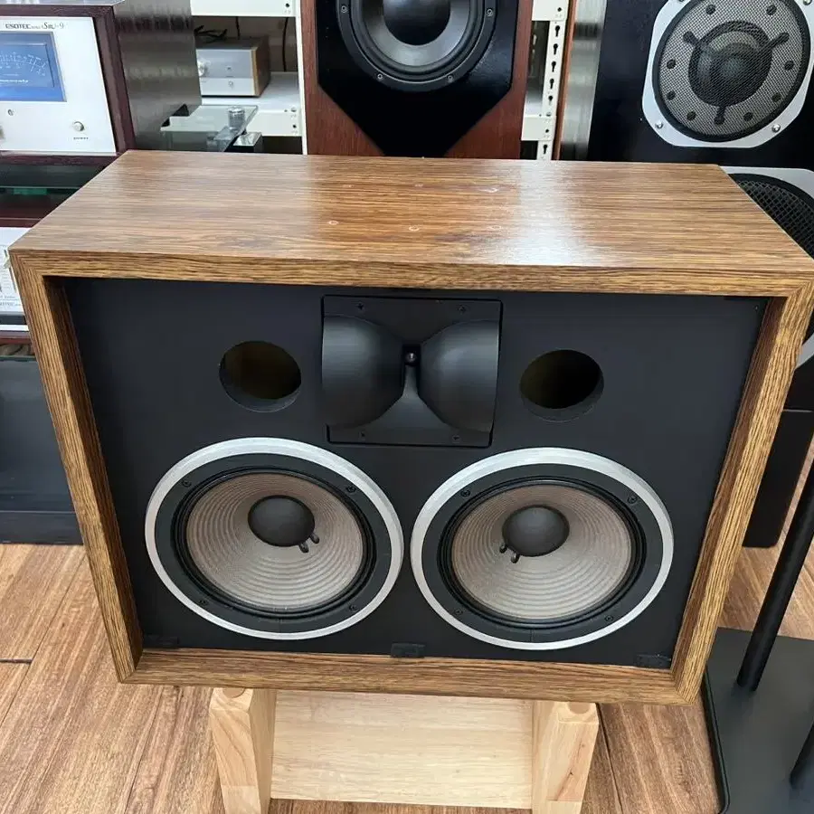 JBL 4612 OK