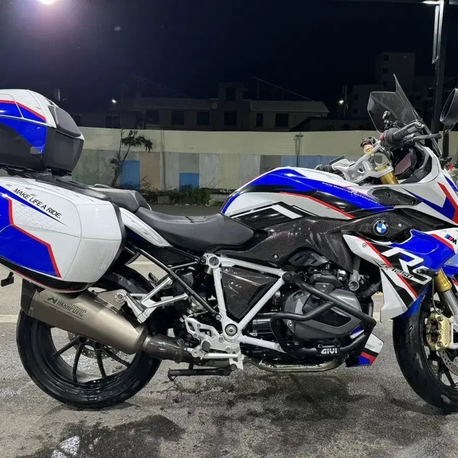 BMW R1250RS로 대차,판매해봅니다.