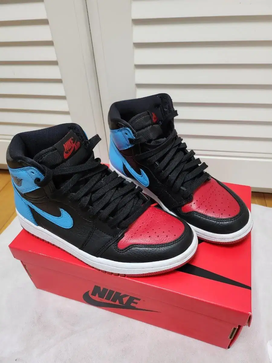 에어조던1  OG(WMNS Air Jordan 1 High OG)/7