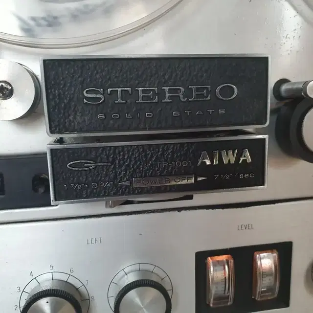 AIWA .TP-1001스테레오릴녹음기