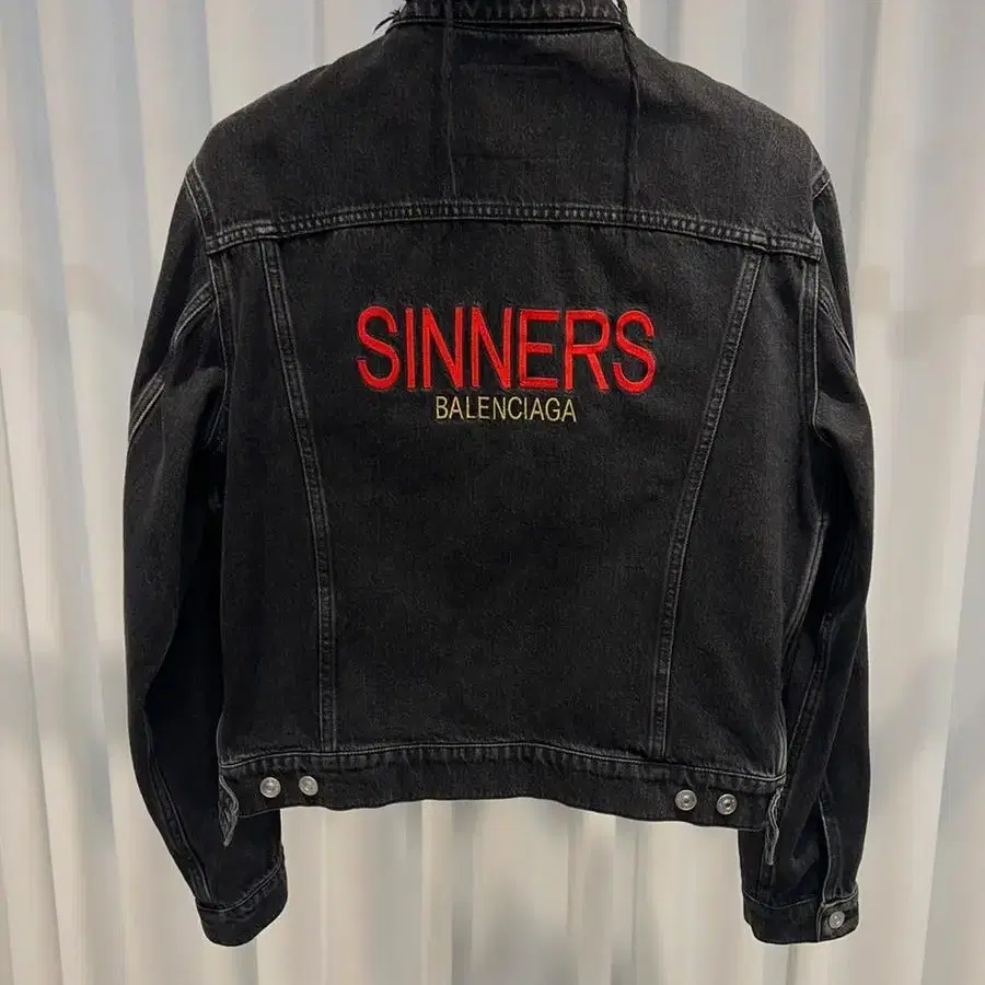 (50) 발렌시아가 SINNERS 데님 흑청 자켓