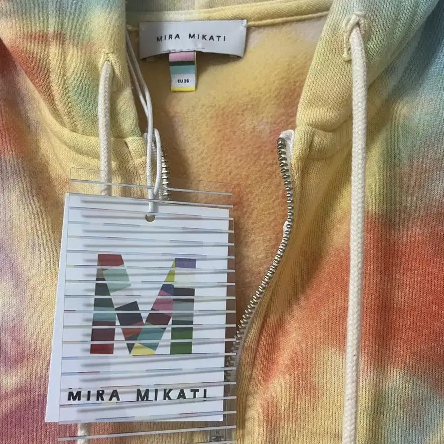 미라미카티 MIRA MIKATI 후드 집업