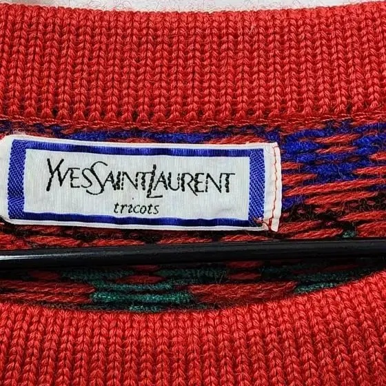 입생로랑(YVESSAINTLAURENT) 니트