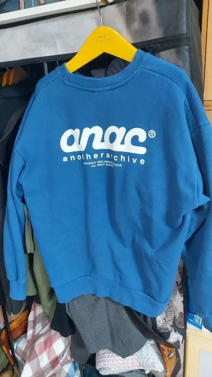 anac 긴팔티 팝니다